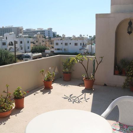Ria Beach Sea View Apartment พีลา ภายนอก รูปภาพ
