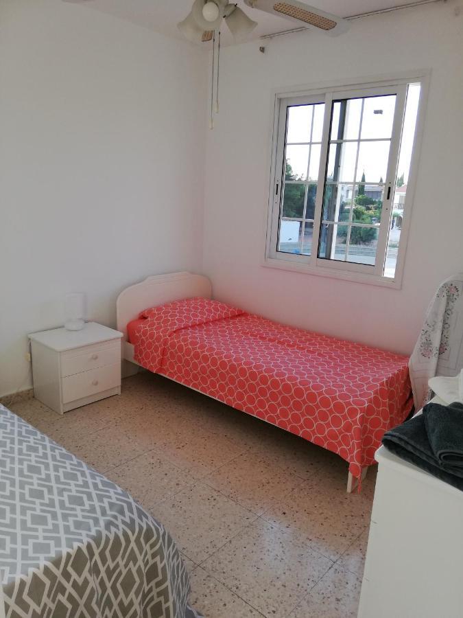 Ria Beach Sea View Apartment พีลา ภายนอก รูปภาพ