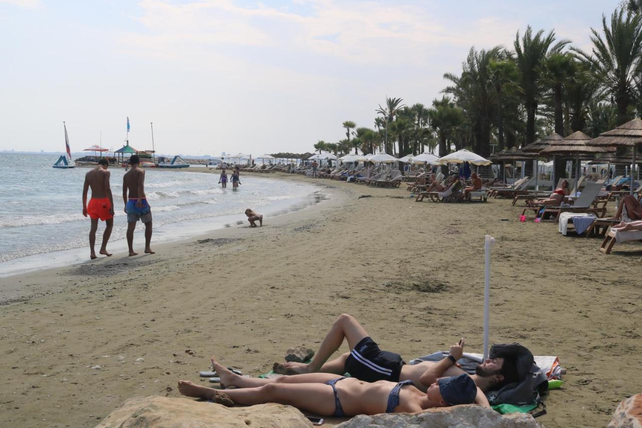 Ria Beach Sea View Apartment พีลา ภายนอก รูปภาพ